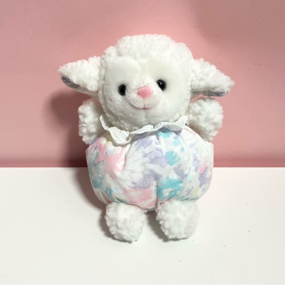 Vintage retro 80s 90s Russ pastel Easter lamb plush